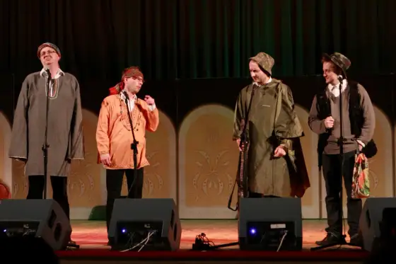 Kabaret Moralnego Niepokoju: Historia, Skład i Aktualne Programy